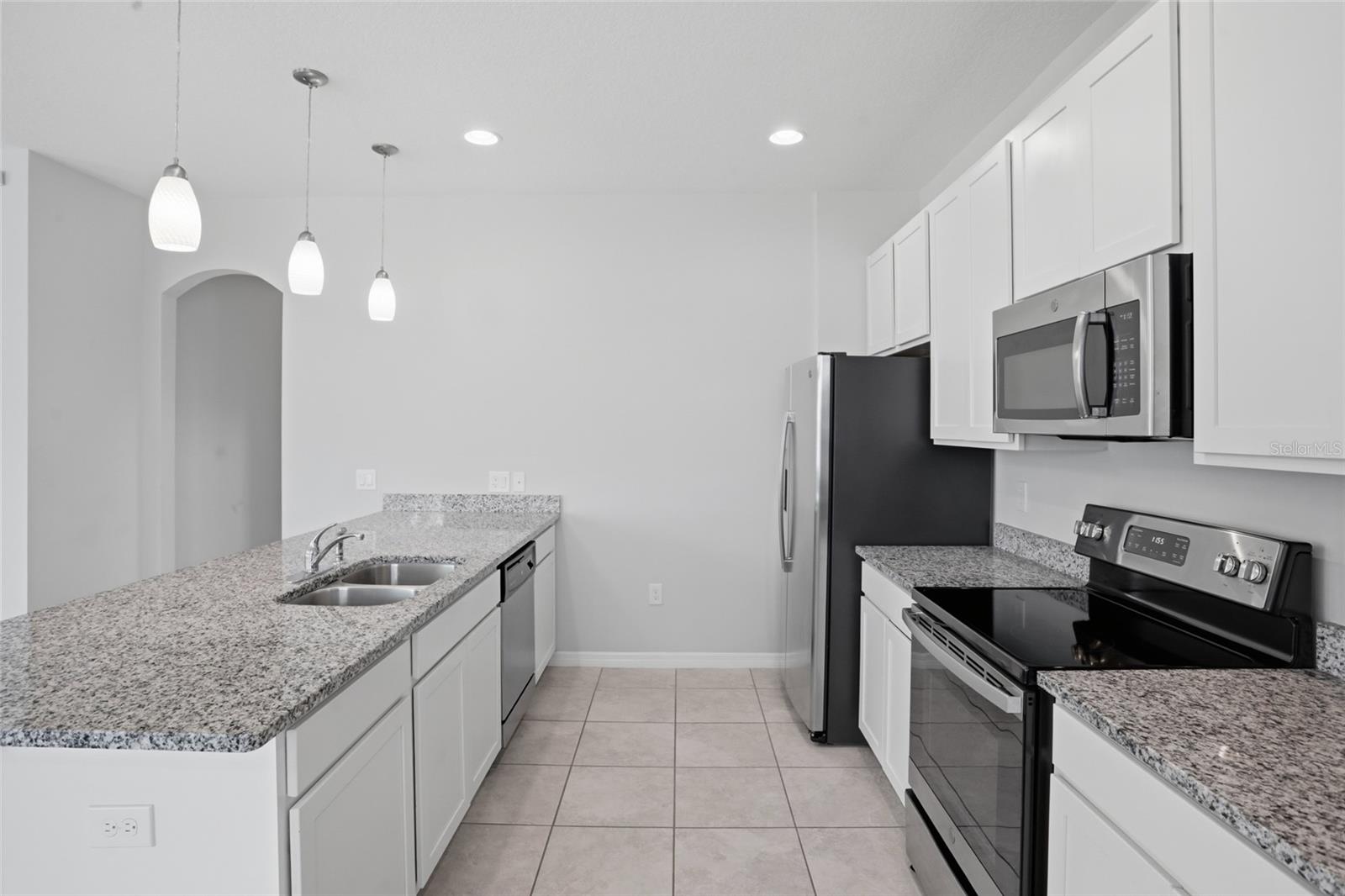 OAKTREE POINTE VILLAS - Residential