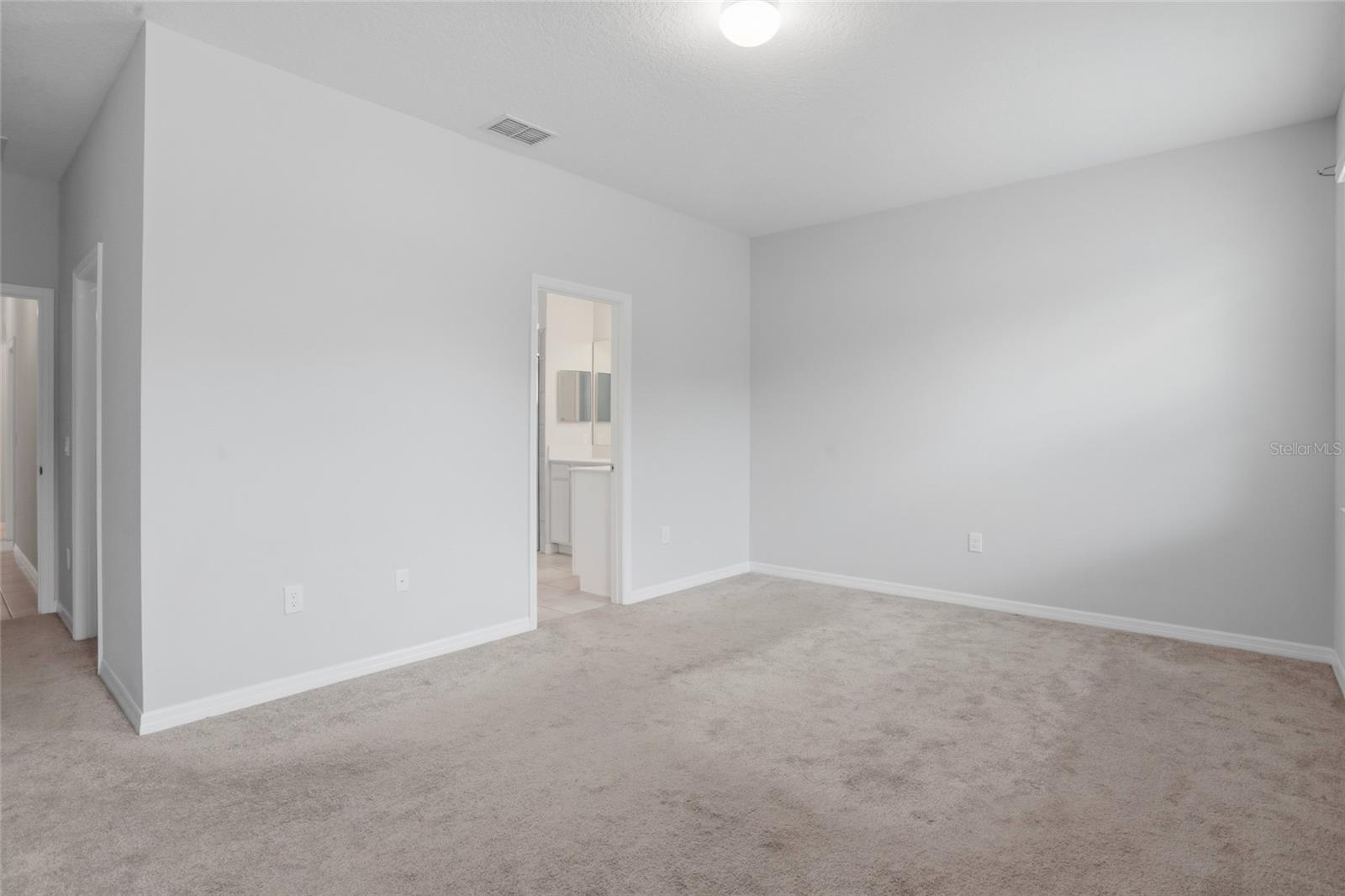 OAKTREE POINTE VILLAS - Residential