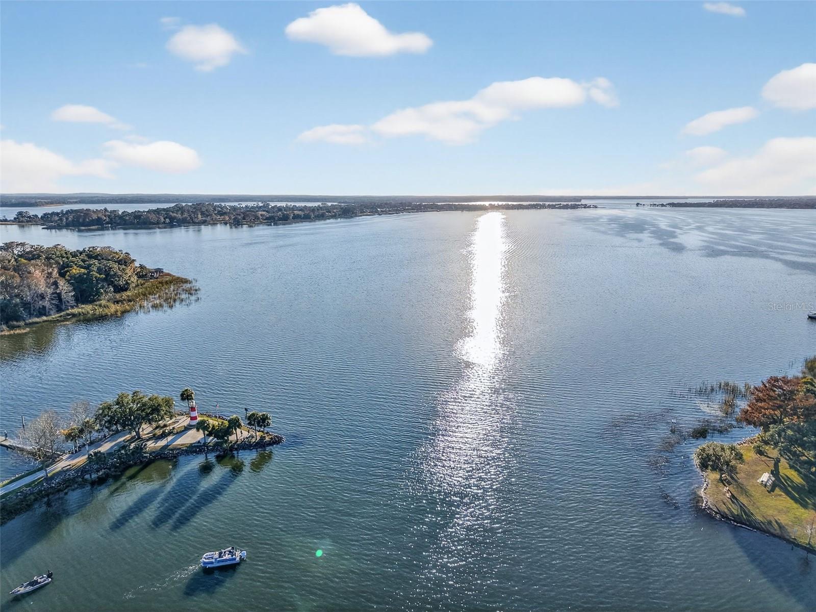 MOUNT DORA SOUTHERN OAKS CONDO - Residential