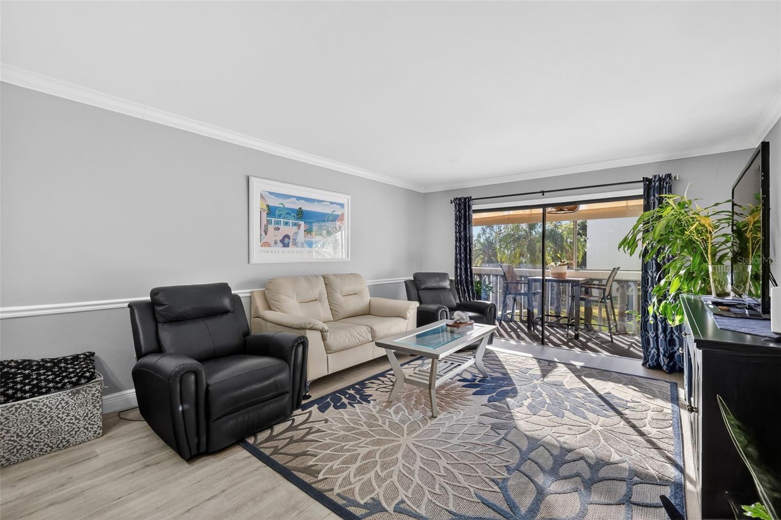 MOUNT DORA SOUTHERN OAKS CONDO - Residential