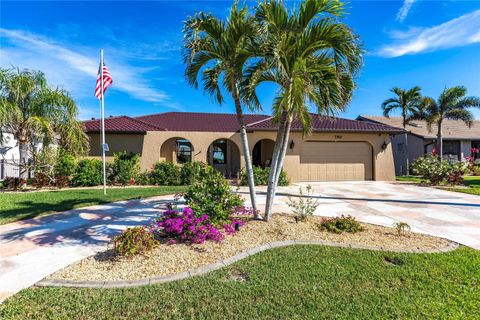 A home in PUNTA GORDA