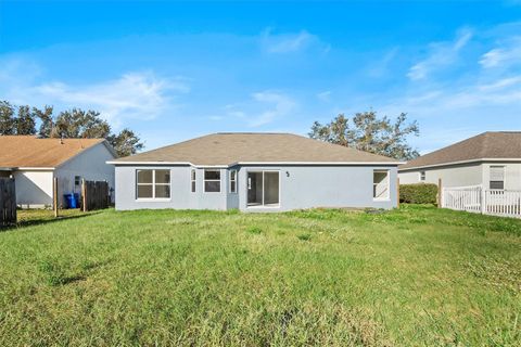 A home in WINTER HAVEN