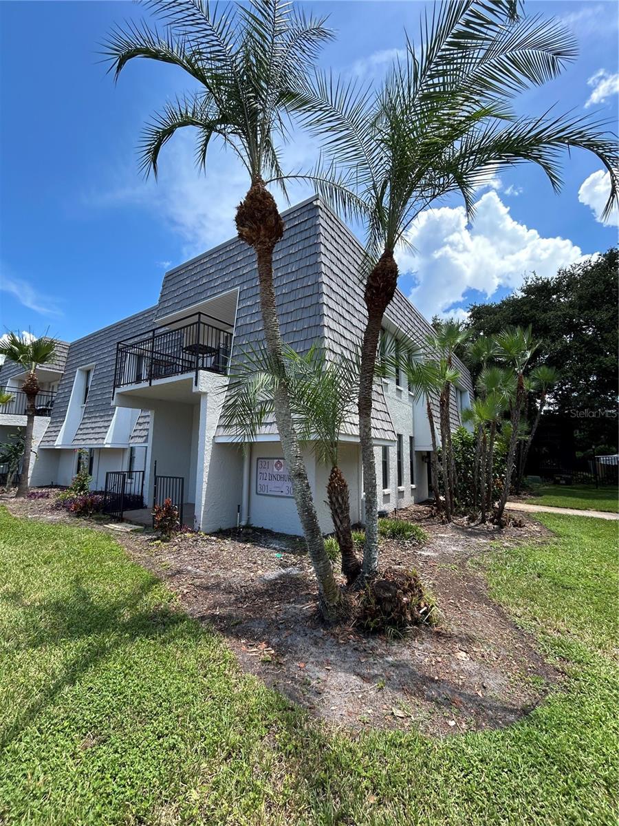 712 LYNDHURST STREET 301