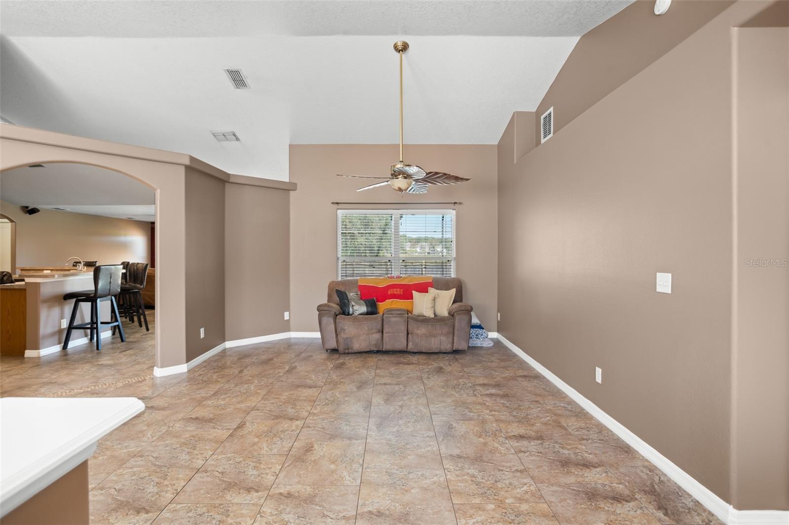 10025 CRENSHAW CIRCLE