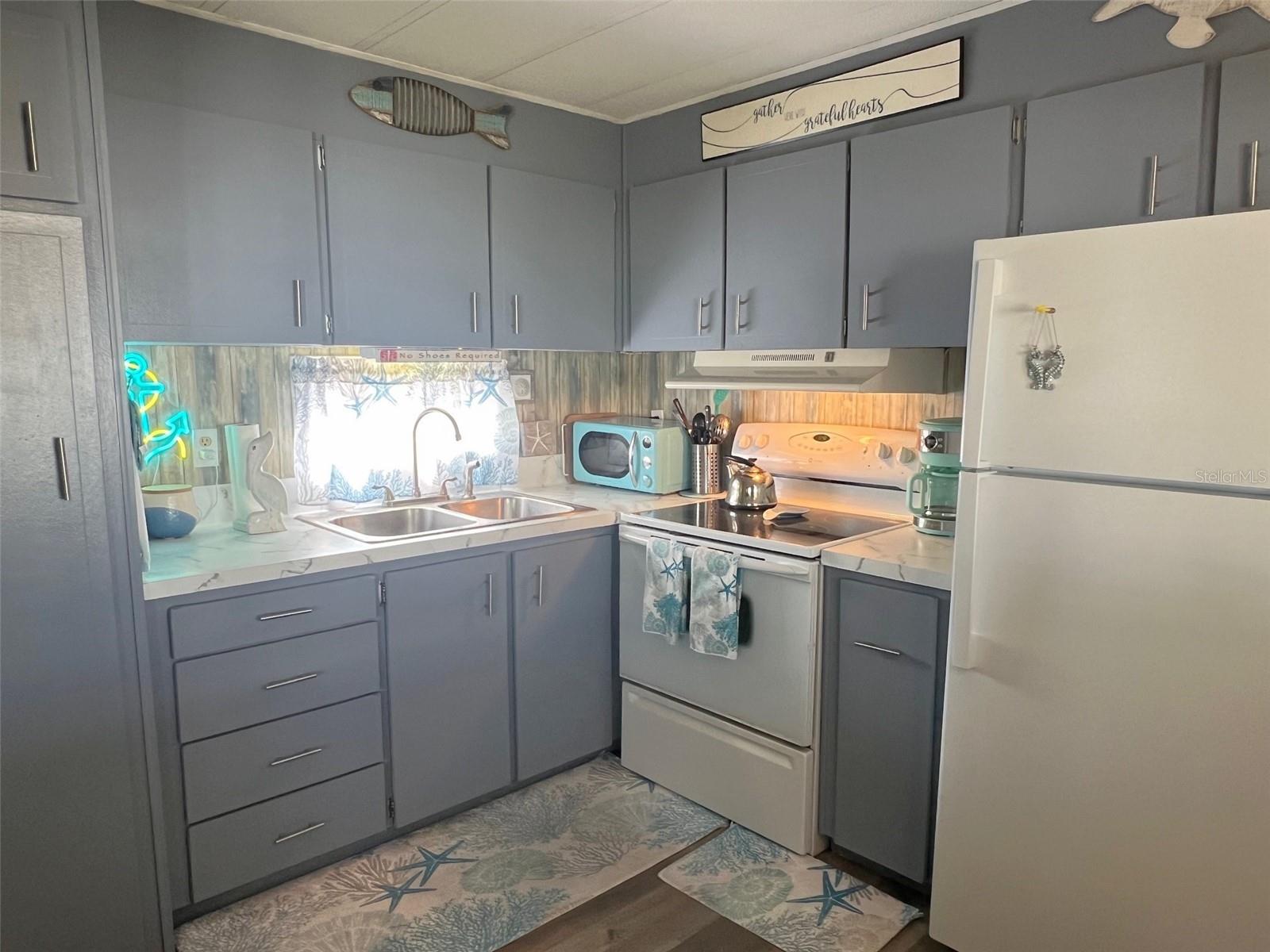 HARBOR COVE - Residential