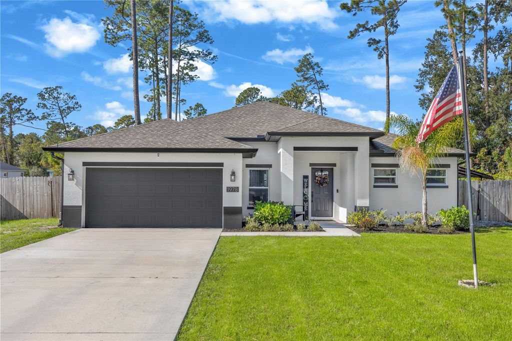 Photo of 1978 10th Avenue, Deland, FL 32724 (MLS # V4946071)