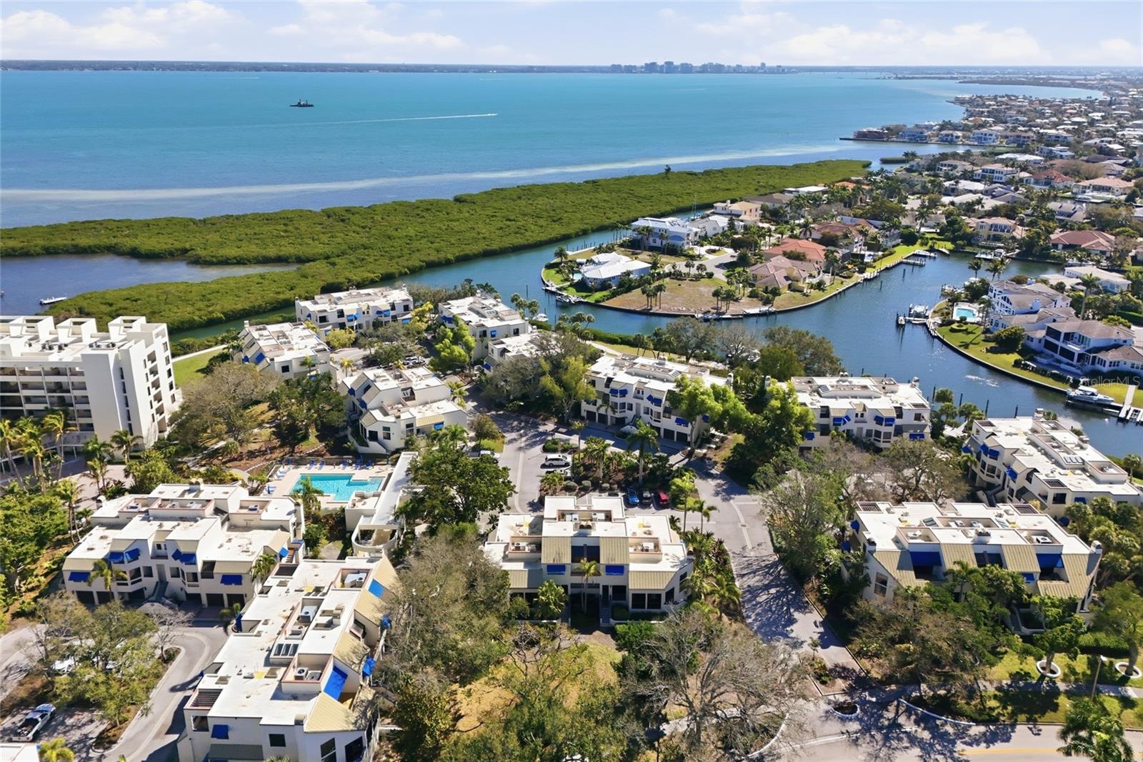 FAIRWAY BAY 1 - Residential