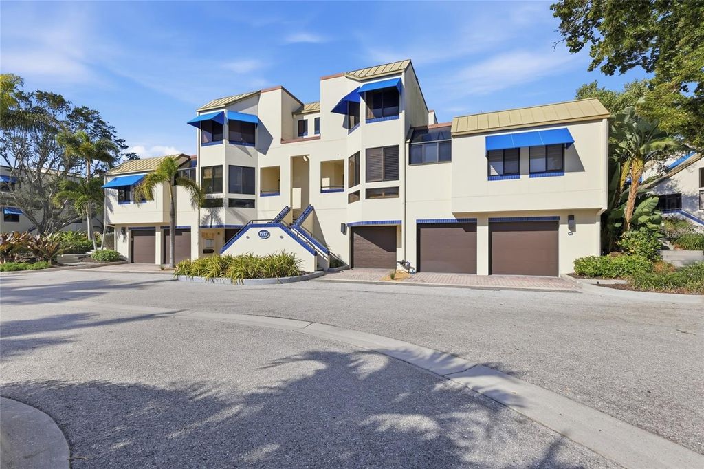 Photo of 1912 Harbourside Drive #604, Longboat Key, FL 34228 (MLS # A4683819)