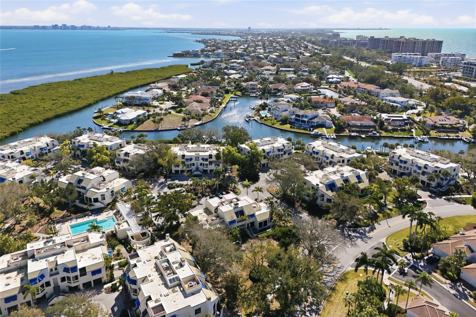 FAIRWAY BAY 1 - Residential