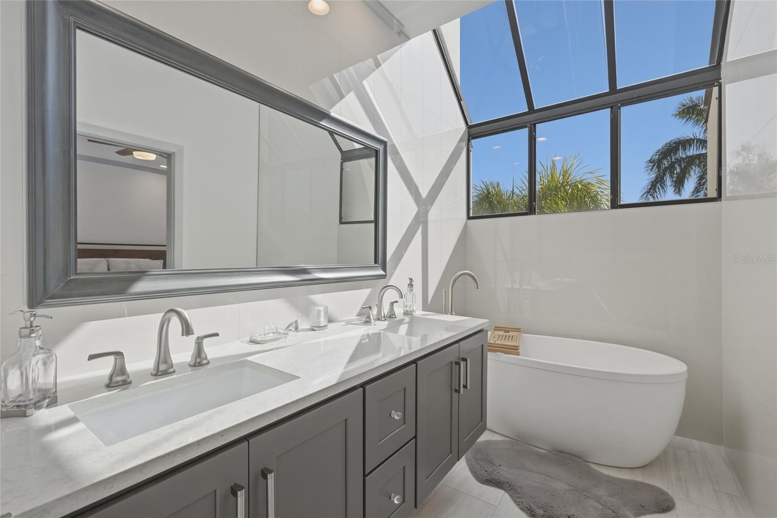 FAIRWAY BAY 1 - Residential