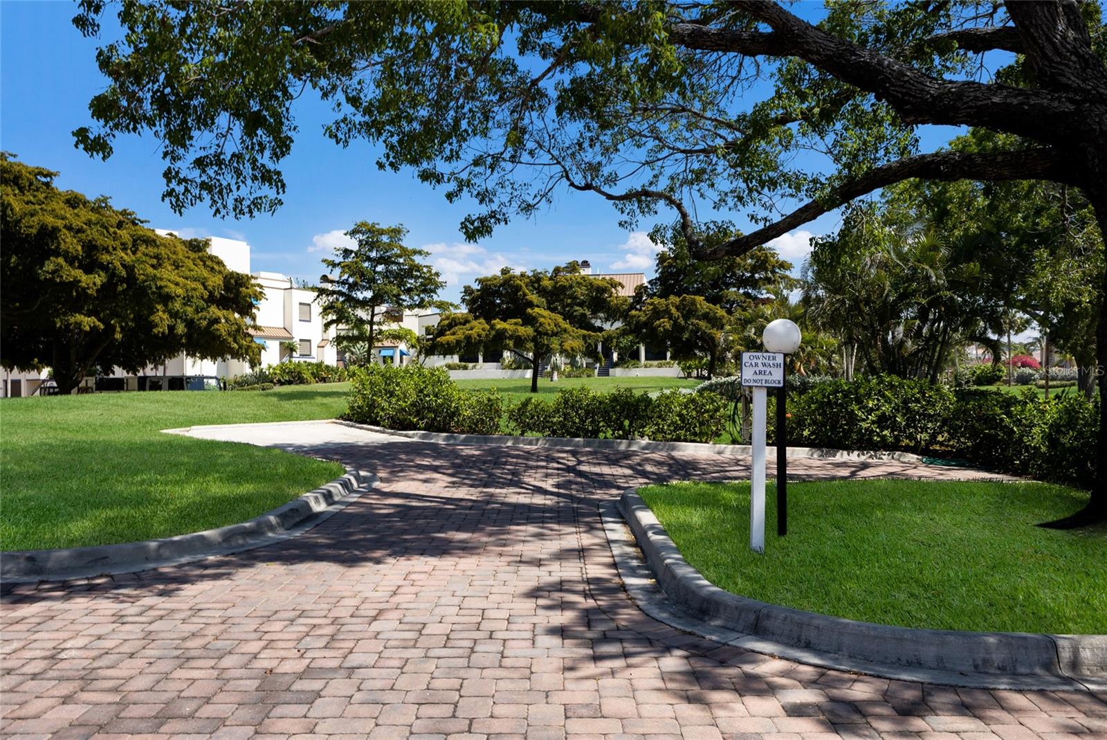 FAIRWAY BAY 1 - Residential