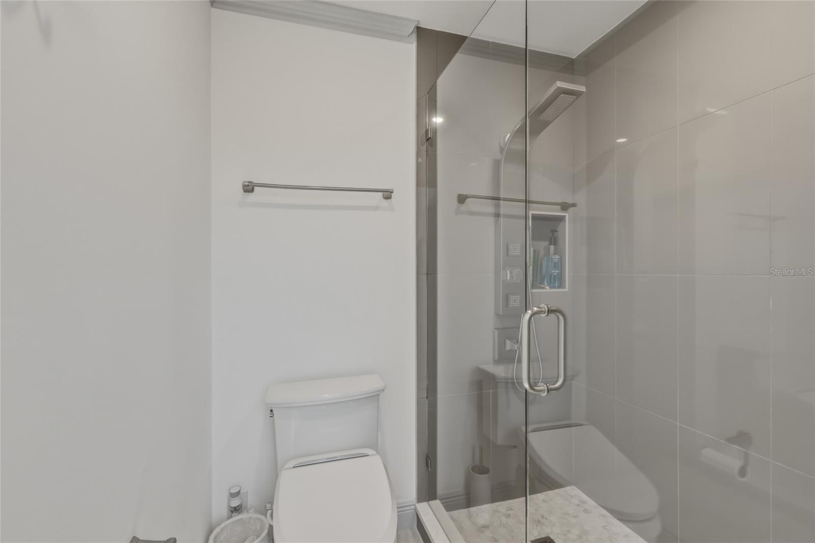 FAIRWAY BAY 1 - Residential