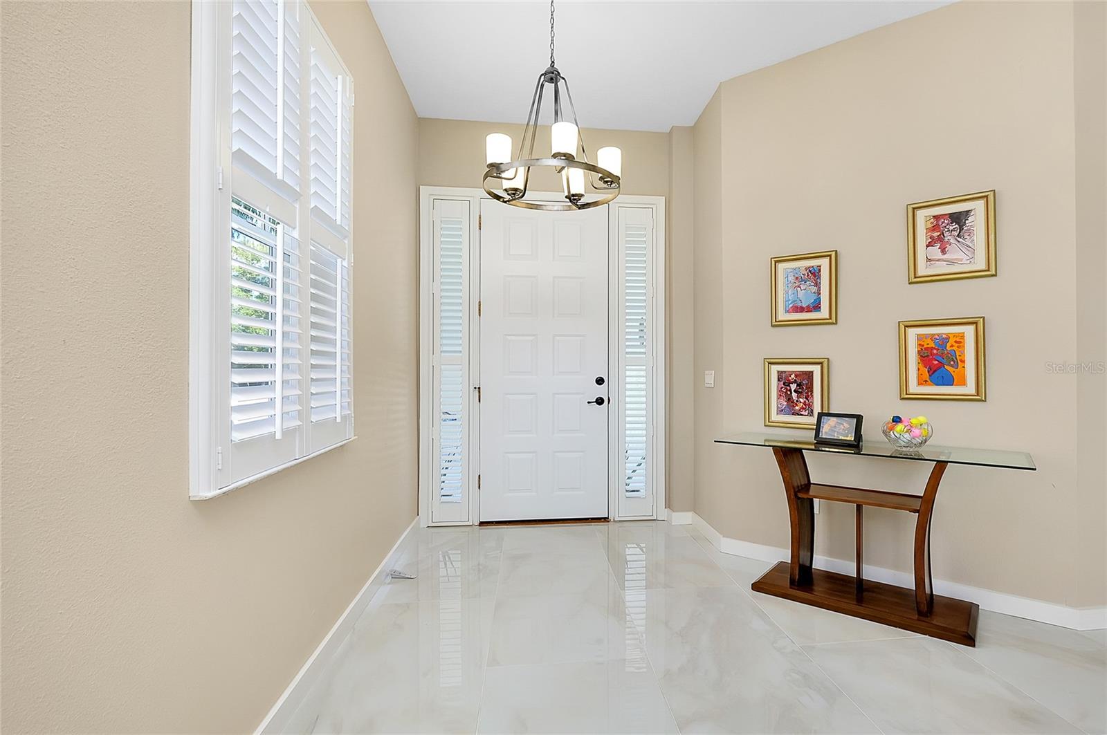 Casas a venda 4 - Jen Dantas 10142 GLENMORE AVENUE