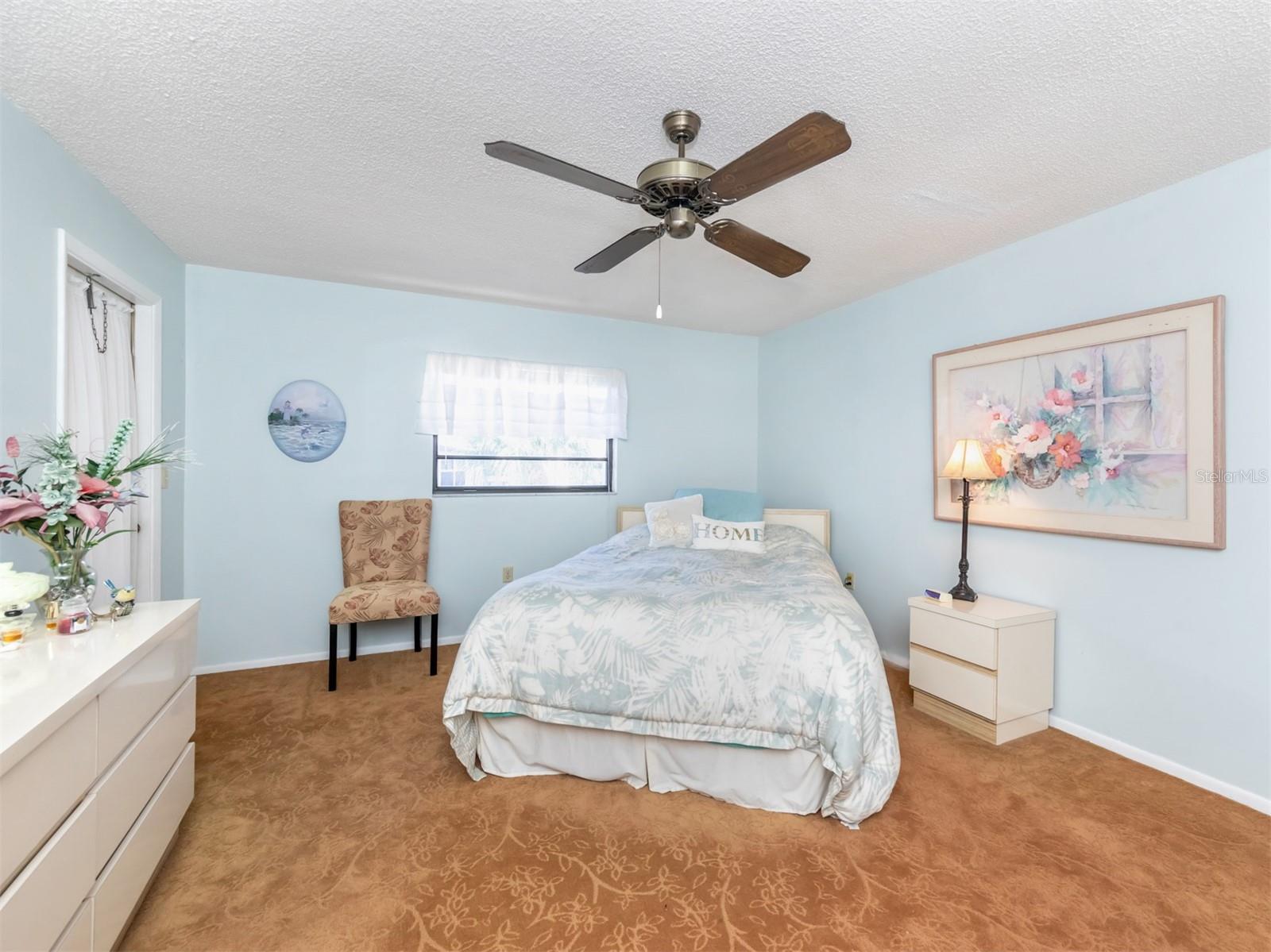 MISSION LAKES - Residential