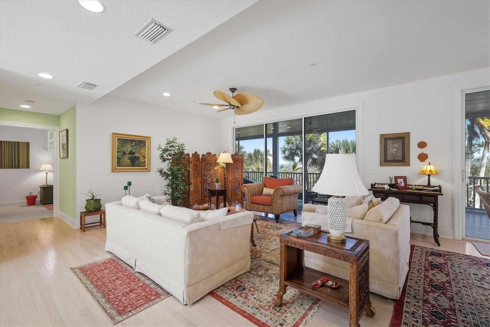 EAST SHORE ACRES - Residential