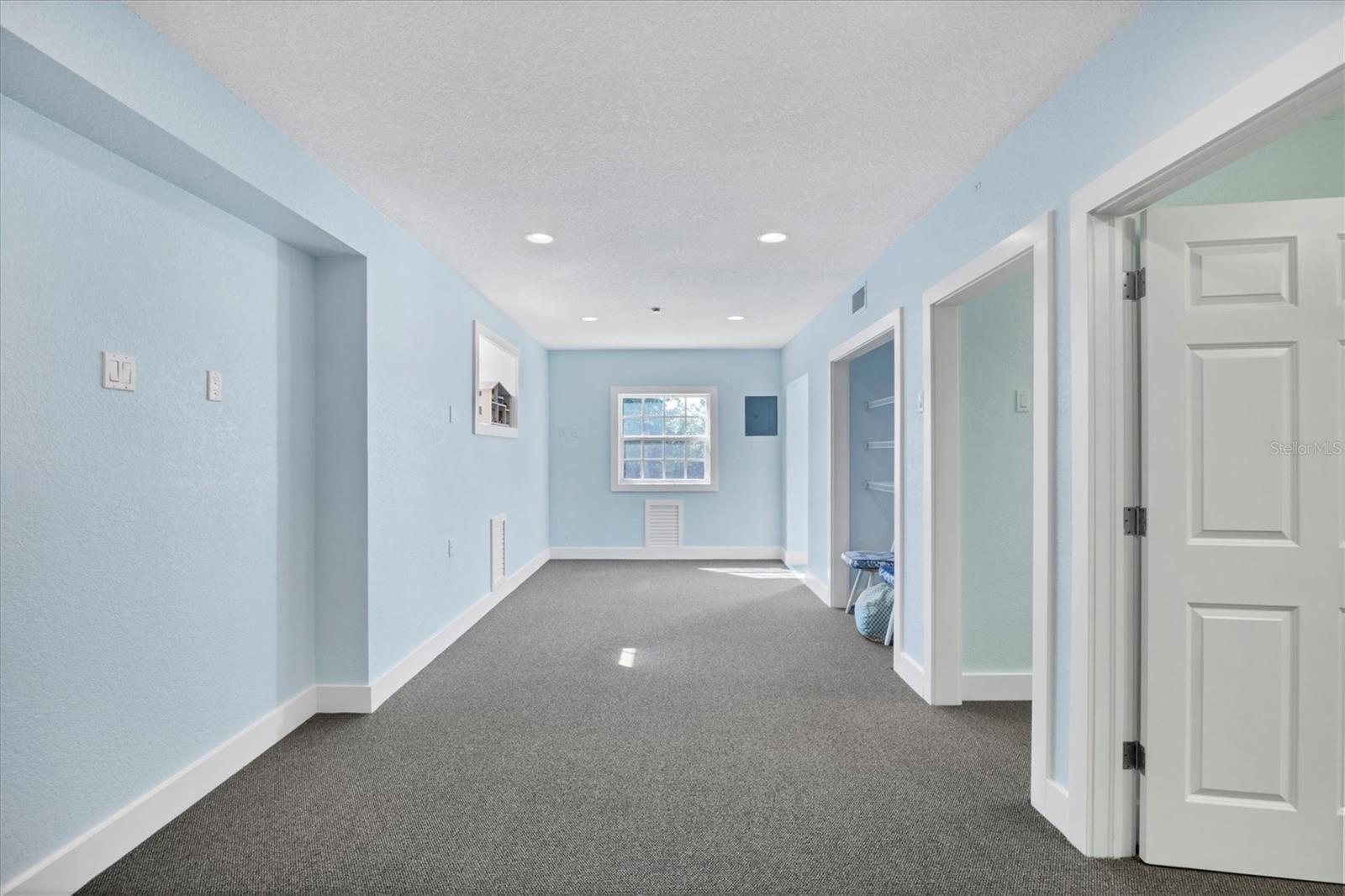 EAST SHORE ACRES - Residential