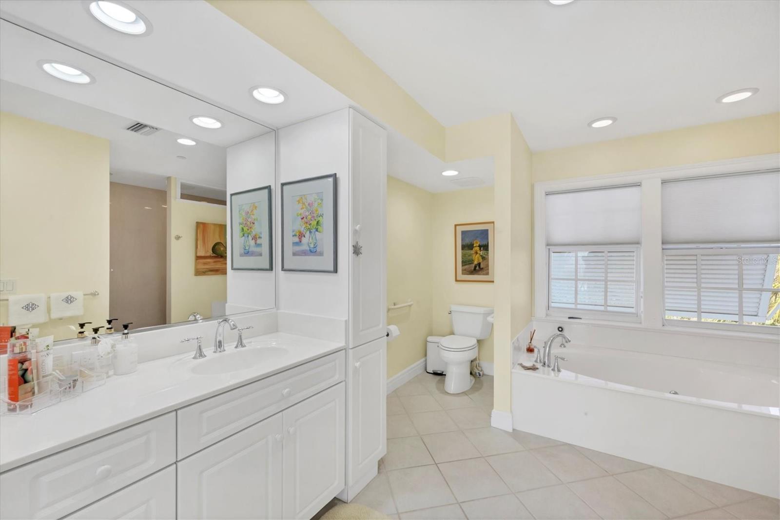 EAST SHORE ACRES - Residential