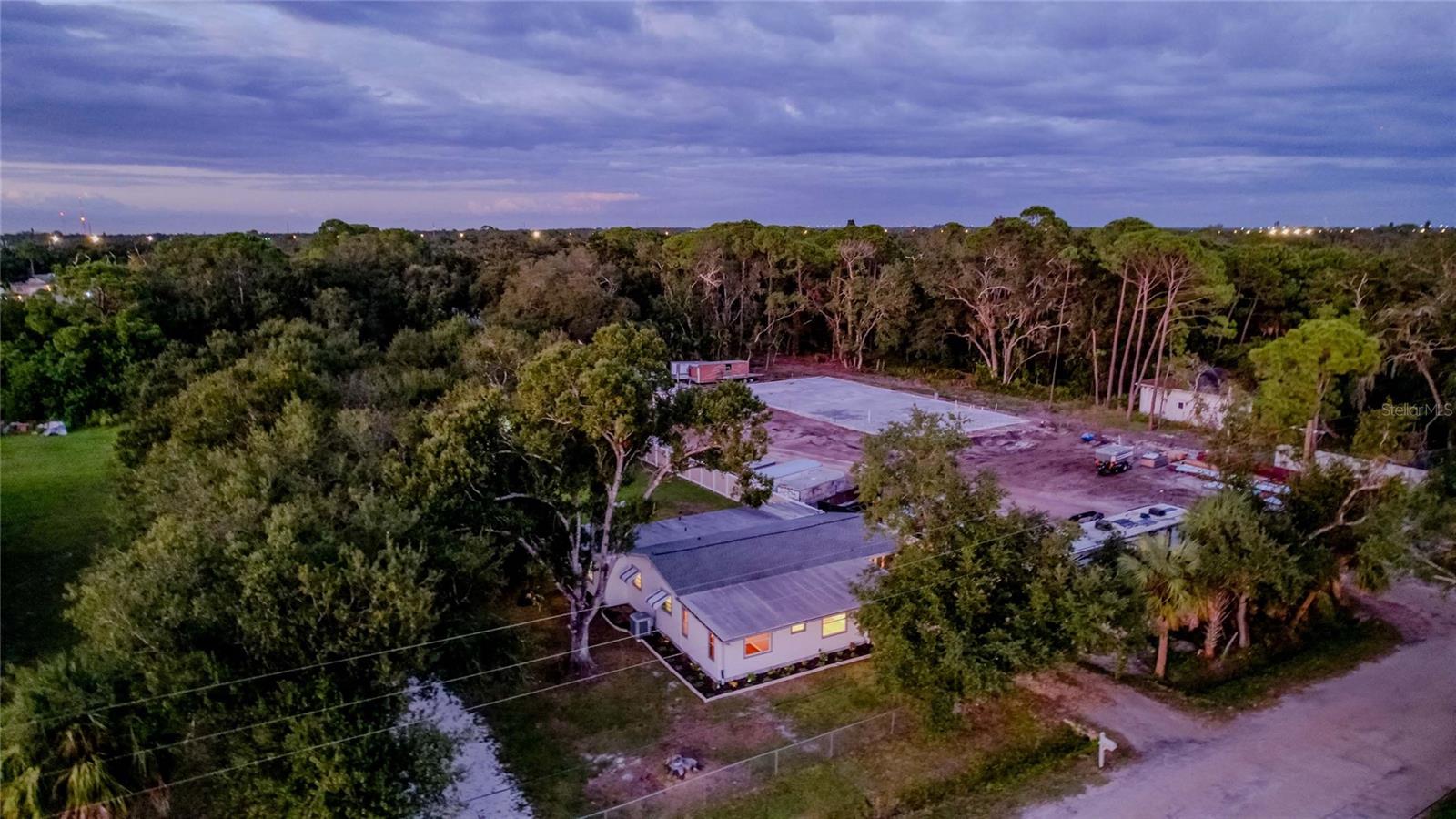 ACREAGE - Residential