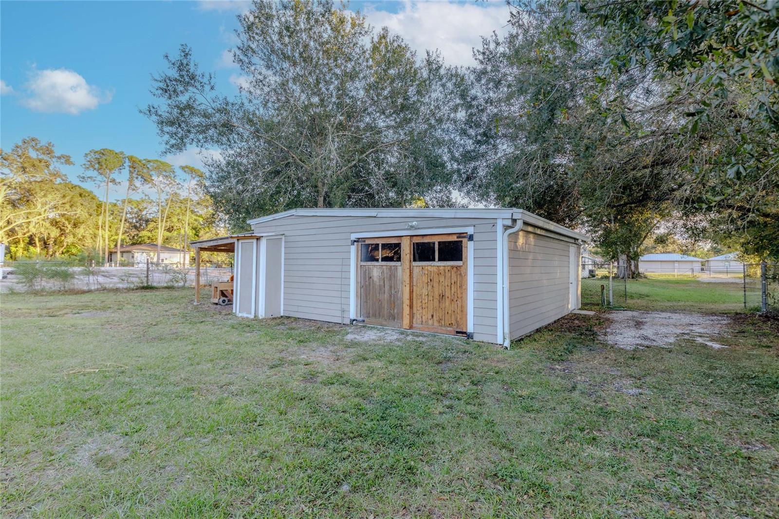 ACREAGE - Residential