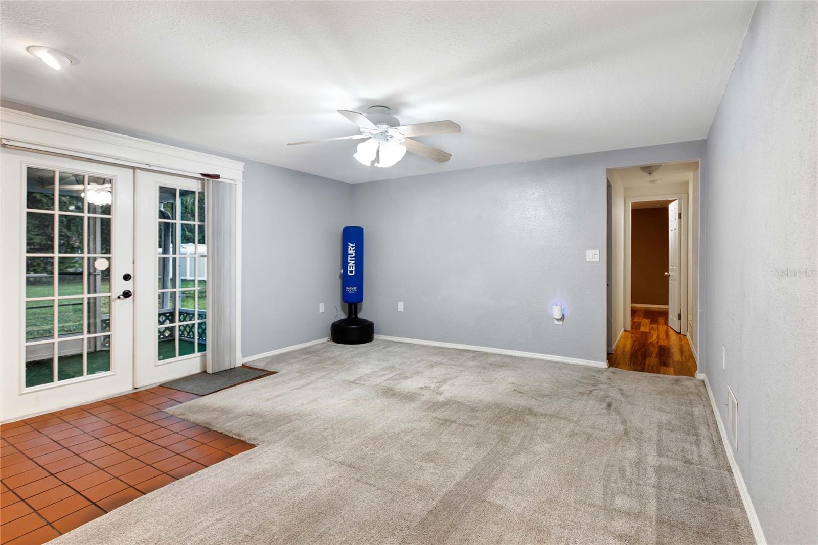ACREAGE - Residential