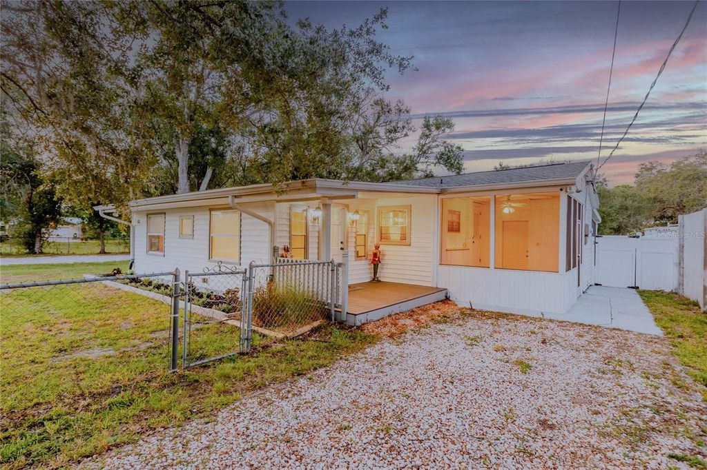 Photo of 3323 58th Avenue E, Bradenton, FL 34203 (MLS # A4668650)