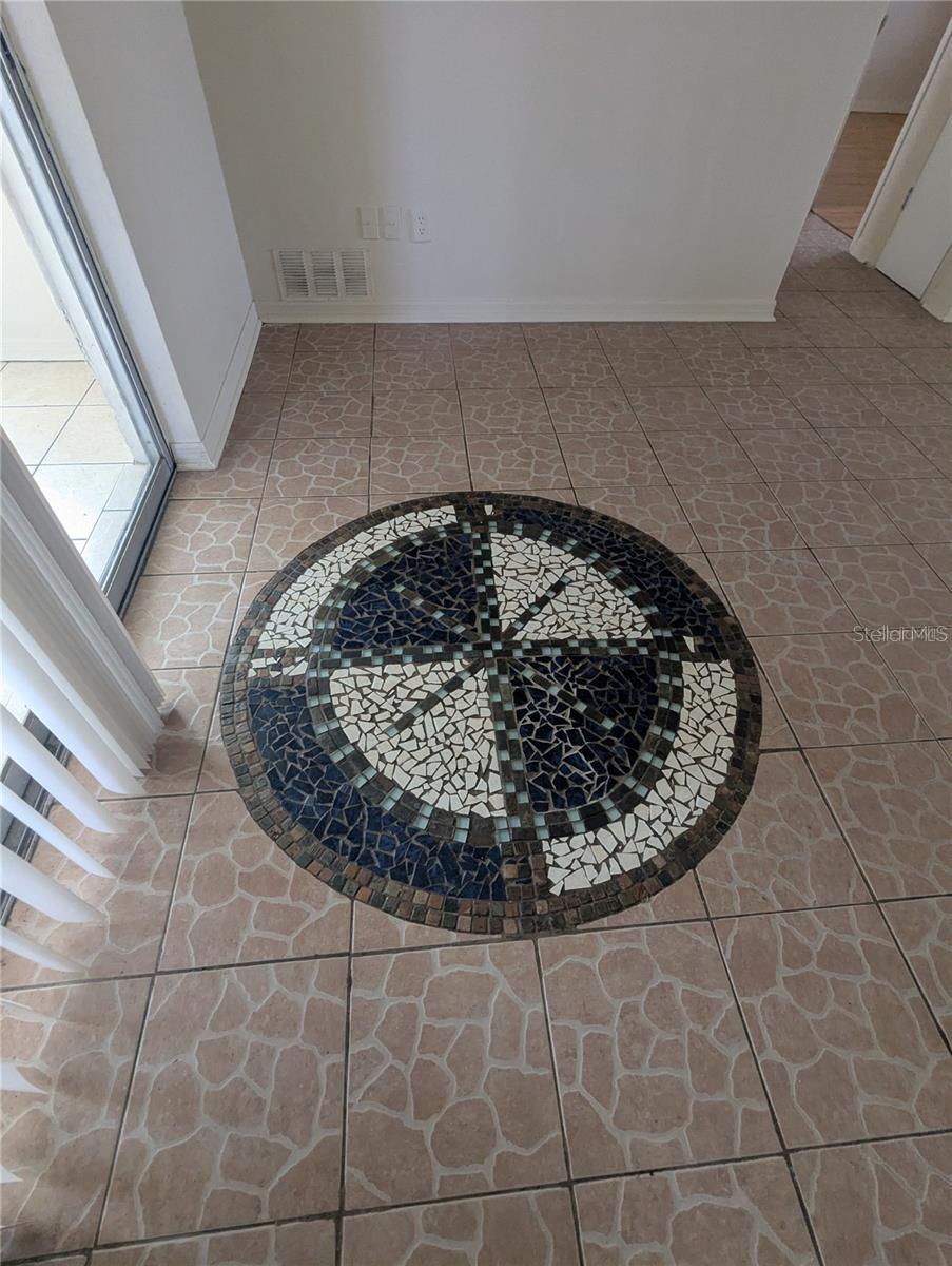 TAHITIAN HOMES - Residential Lease