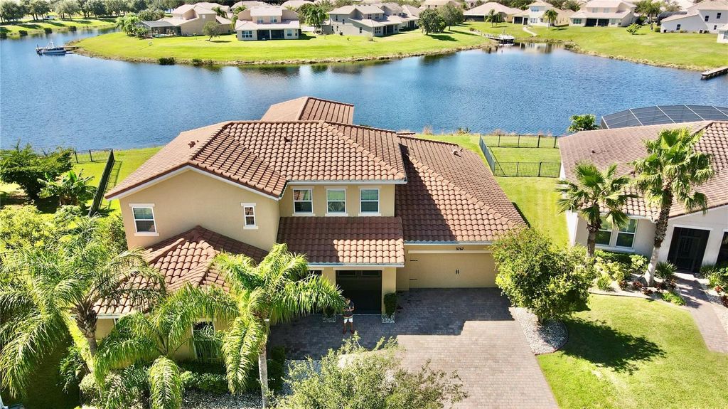Photo of 3767 Paradiso Circle, Kissimmee, FL 34746 (MLS # O6374942)