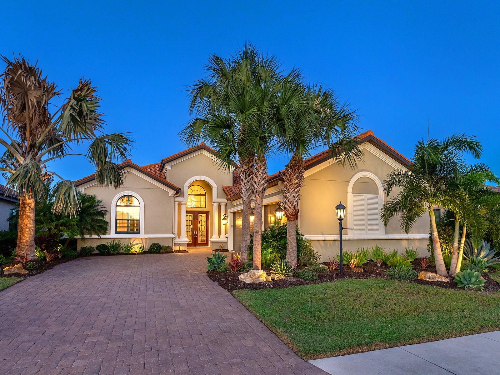 ESPLANADE AT LAKEWOOD RANCH - Residential