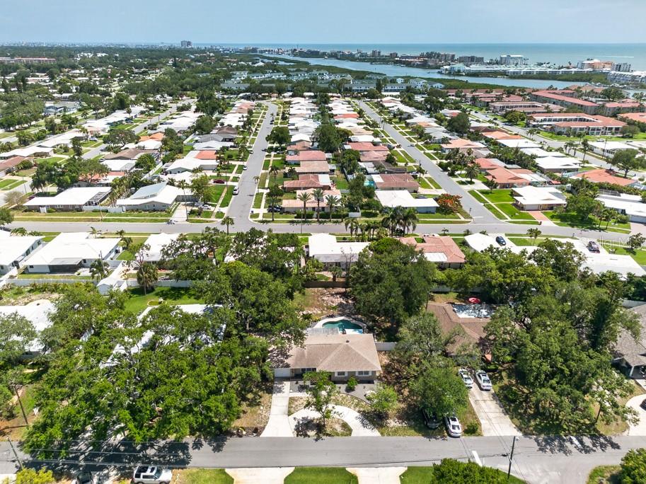 BAYVIEW ESTATES OF INDIAN ROCKS 5TH ADD - Residential