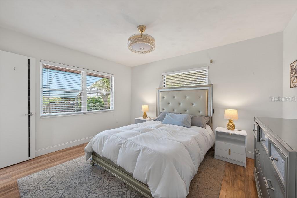 BAYVIEW ESTATES OF INDIAN ROCKS 5TH ADD - Residential