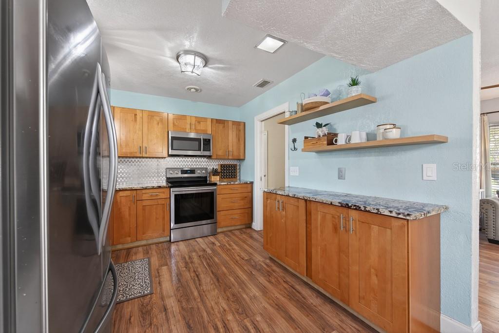 BAYVIEW ESTATES OF INDIAN ROCKS 5TH ADD - Residential