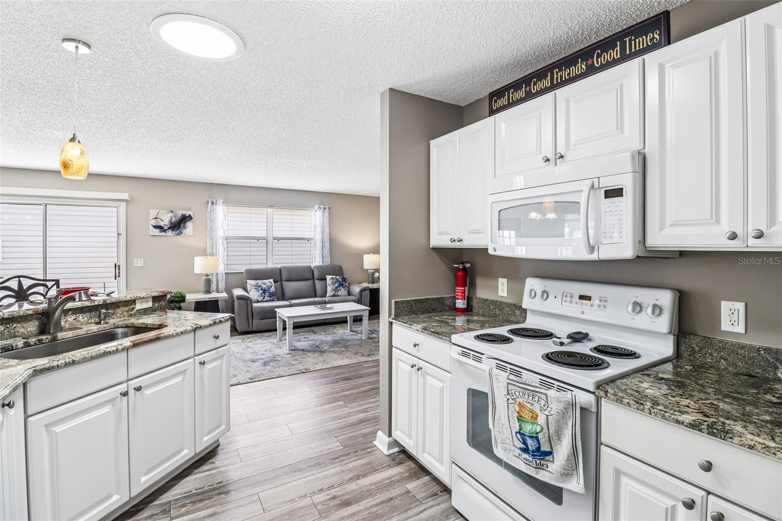VILLAGES OF SUMTER HOLLY HILLVILLAS - Residential