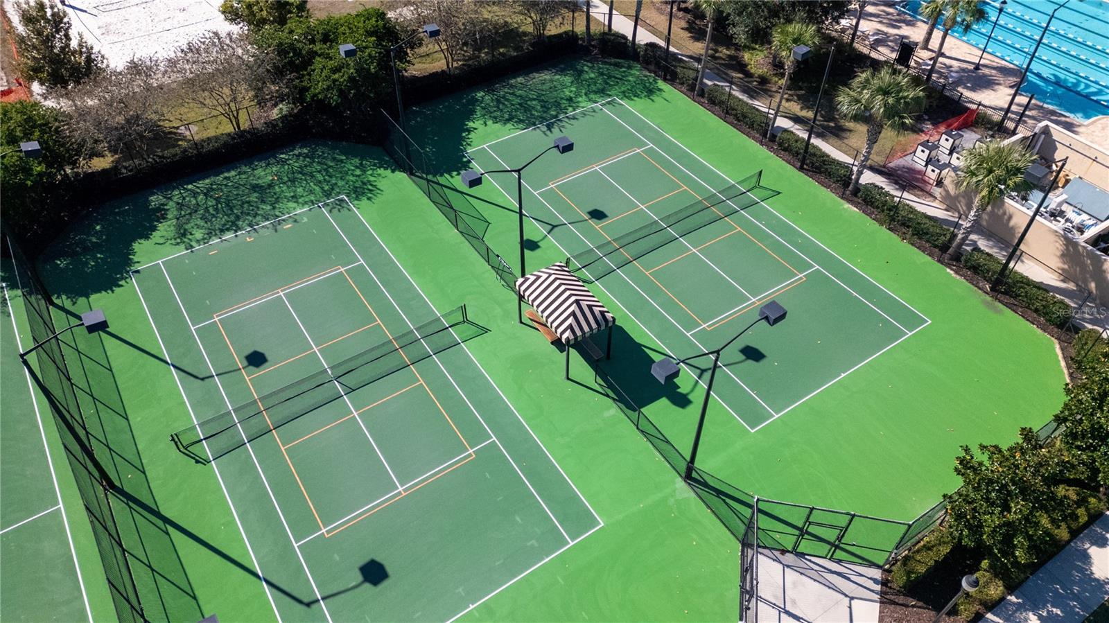 OAKMONT PH 4 PB 36 PG 83 - Residential