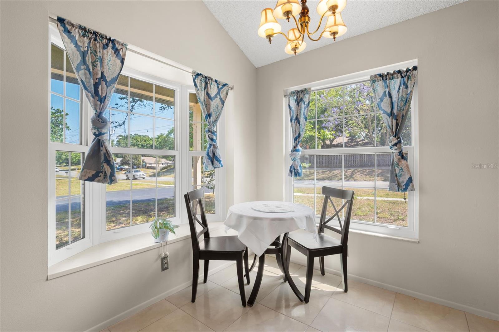 LAKE ST GEORGE-SOUTH - Residential