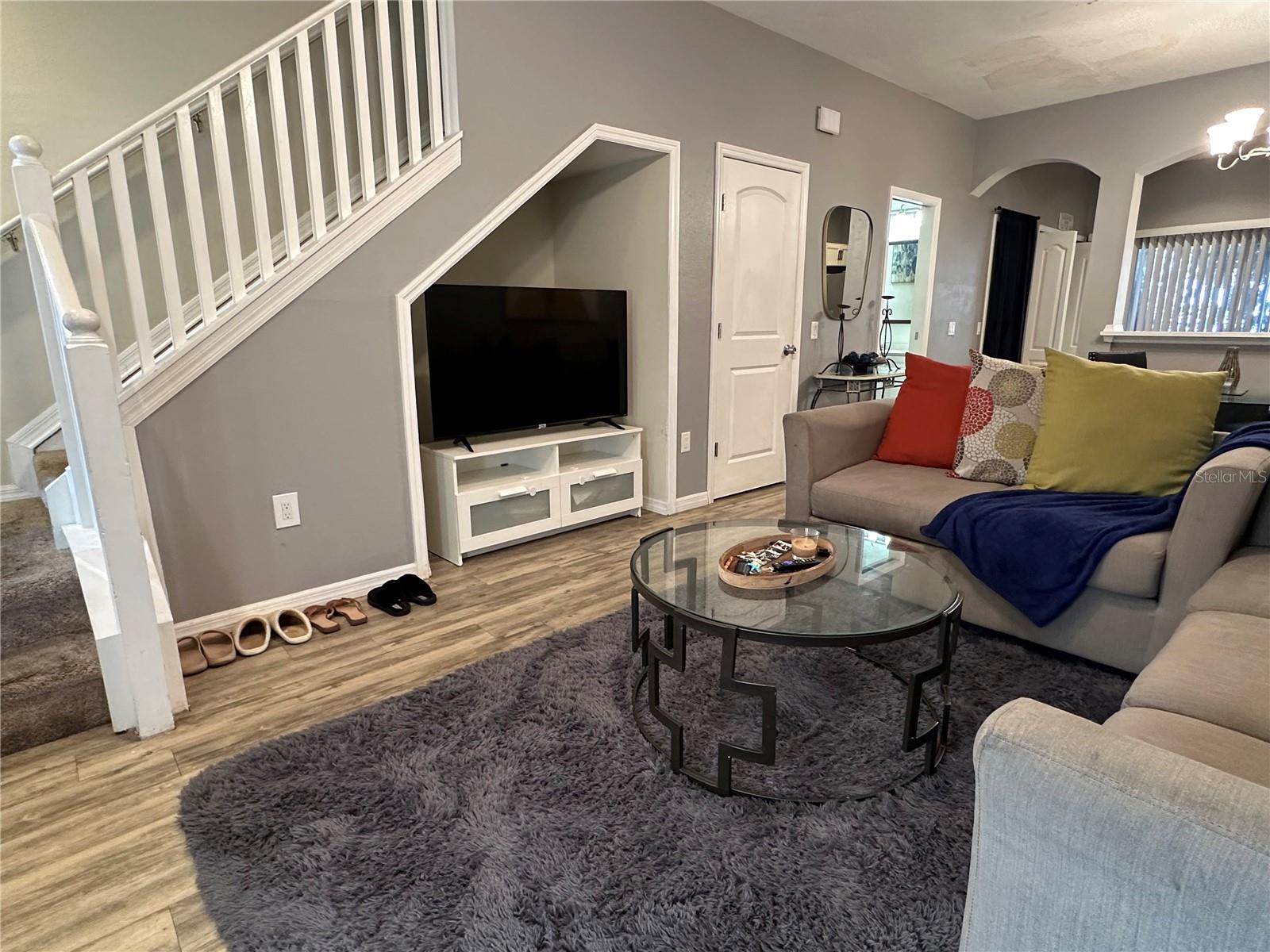 KINGS LAKE TWNHMS - Residential