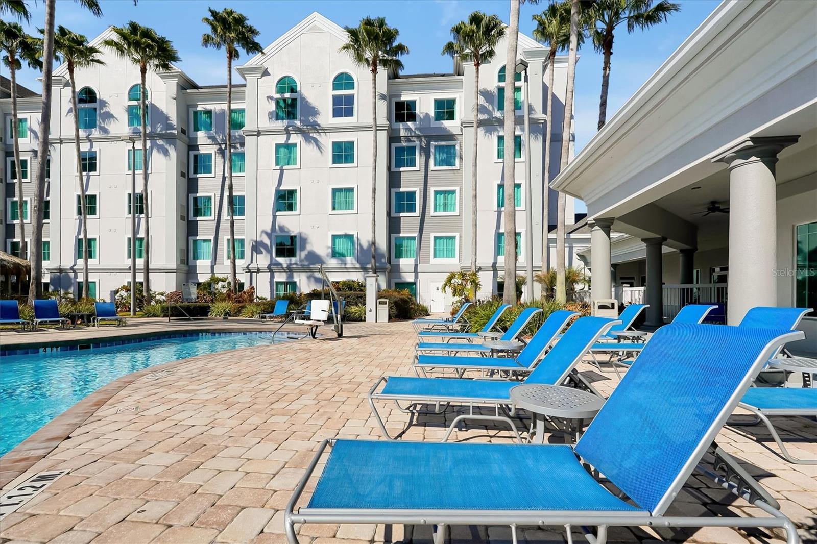 8303 RESORT - Residential