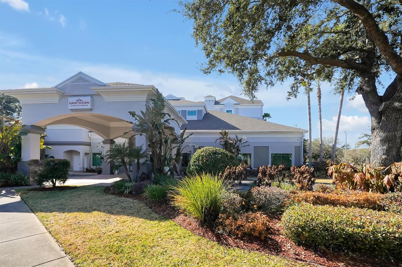 8303 RESORT - Residential