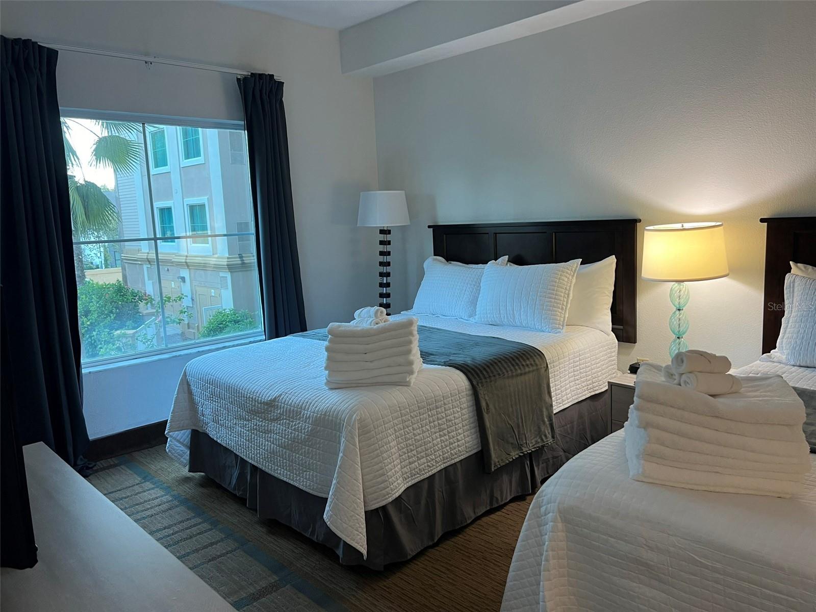 8303 RESORT - Residential