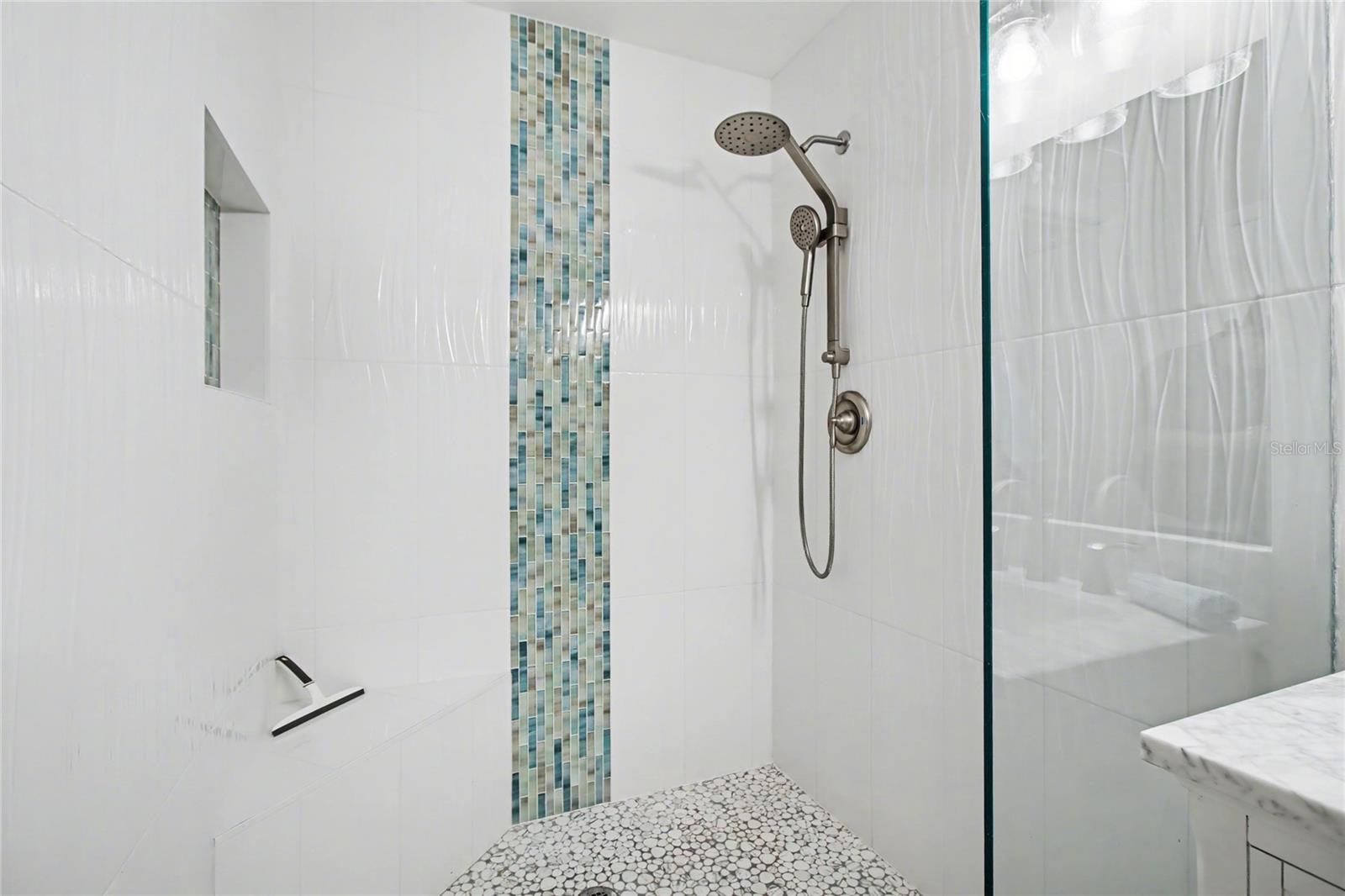 SUNSET CAY VILLAS - Residential