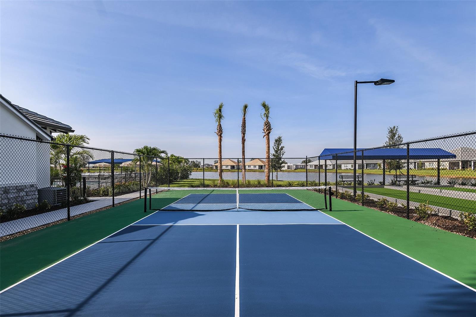 SWEETWATER VILLAS AT LAKEWOOD RANCH - Residential