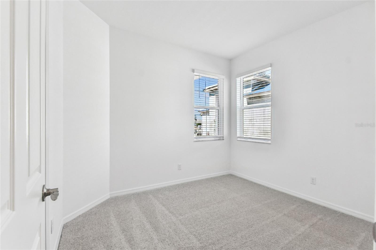 SWEETWATER VILLAS AT LAKEWOOD RANCH - Residential