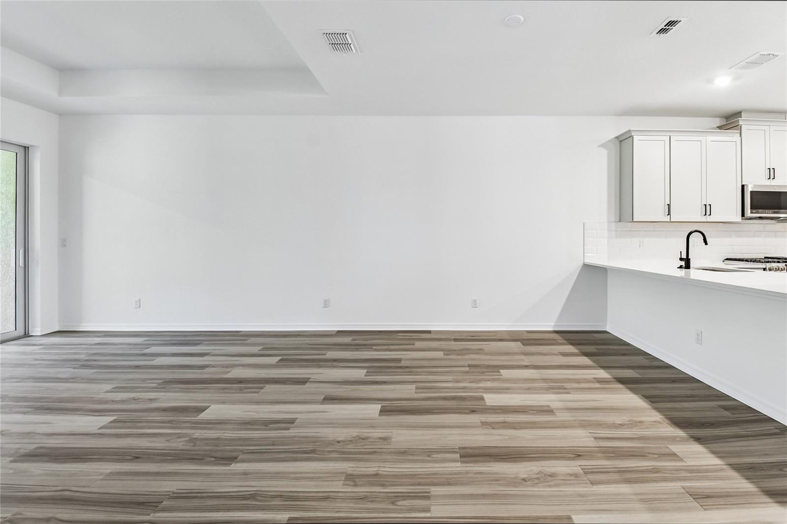 SWEETWATER VILLAS AT LAKEWOOD RANCH - Residential