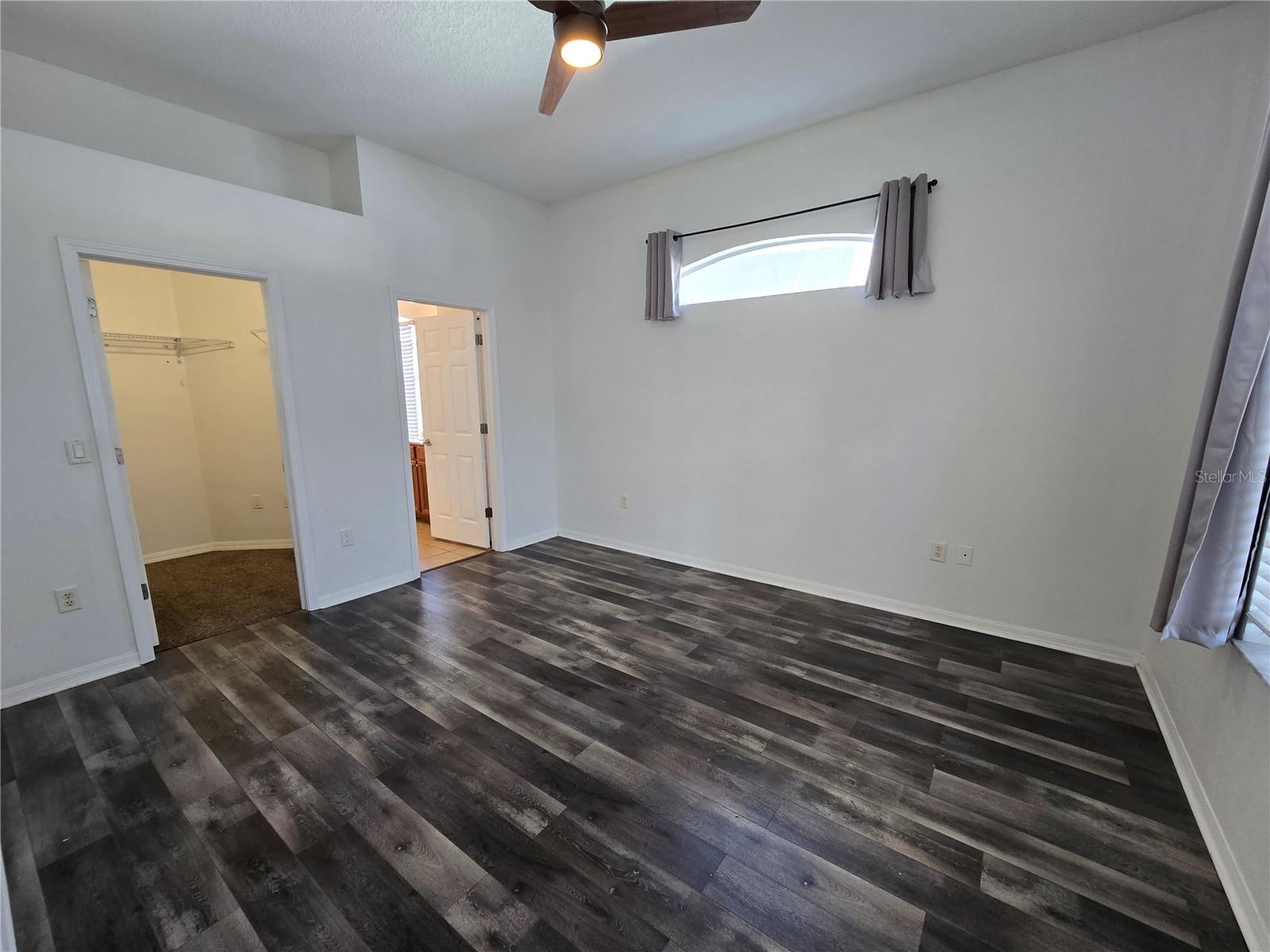 HUNTERS LAKE PH 02 - Residential