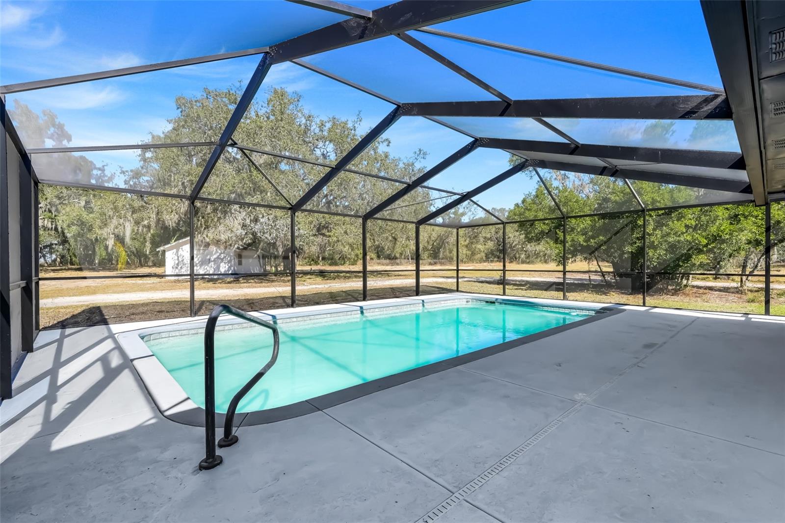 FLORIDA HIGHLAND GROVE - Residential