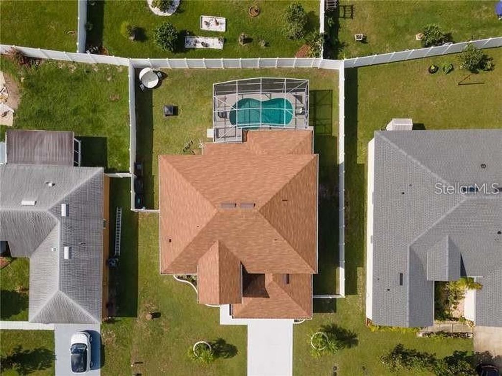 Photo of 412 Marlberry Leaf Avenue, Kissimmee, FL 34758 (MLS # G5105864)