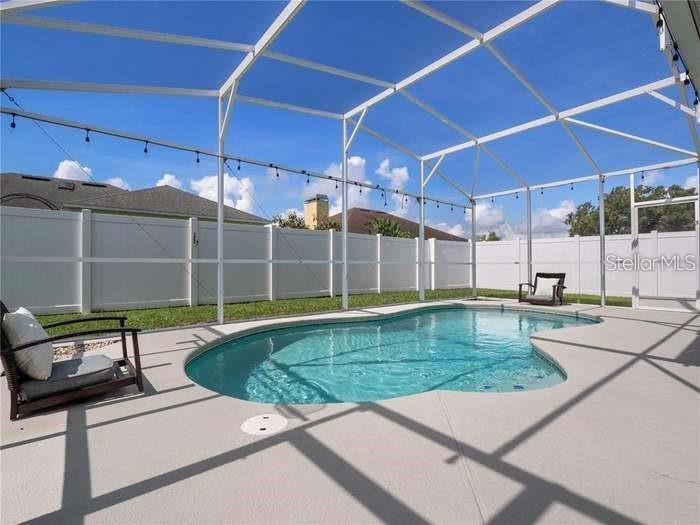 TAMARIND PARKE AT CYPRESS WOODS UNIT 2 - Residential Lease