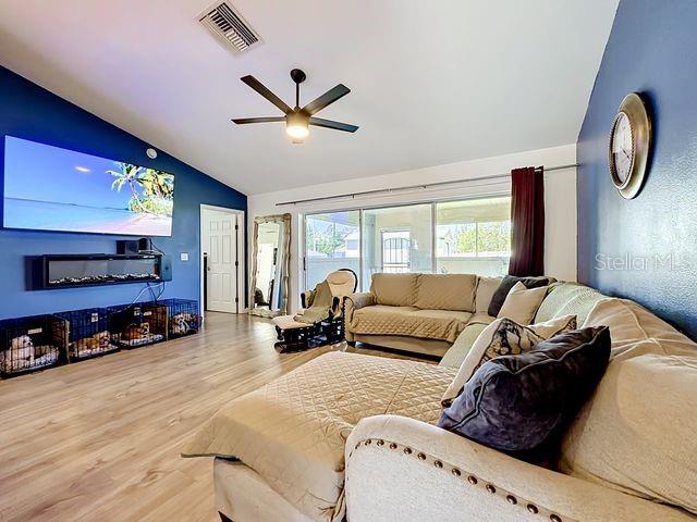 MARION OAKS UN 07 - Residential