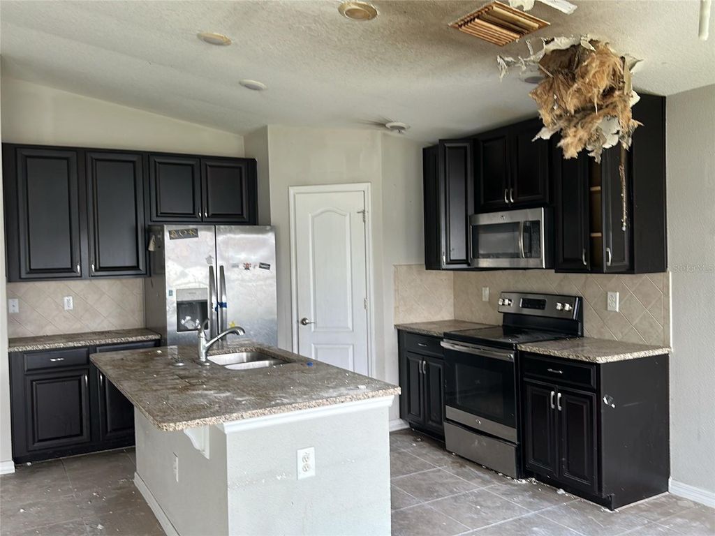 Photo of 14323 Haddon Mist Drive, Wimauma, FL 33598 (MLS # O6337016)