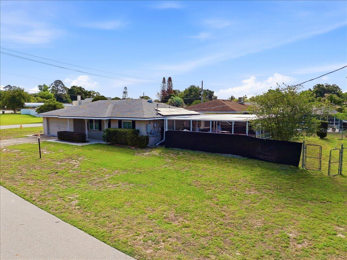 ELOISE WOODS EAST LAKE MARIAM UNIT - Residential