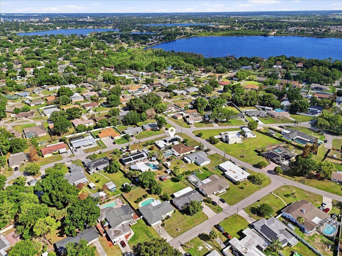 ELOISE WOODS EAST LAKE MARIAM UNIT - Residential